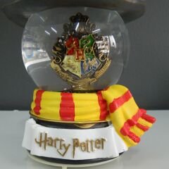 Harry Potter Temalı Işıklı Müzikli Kar Küresi